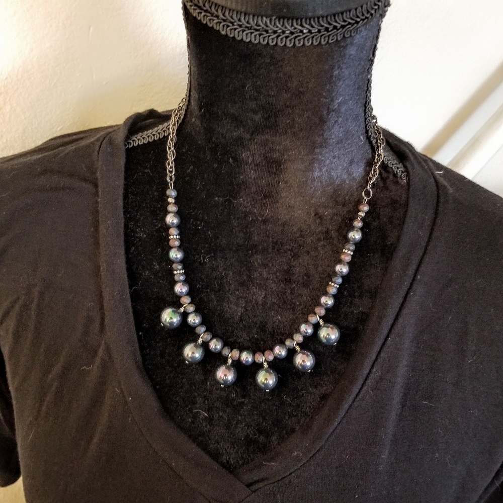 HANDMADE Classy Pearl Drop necklace!